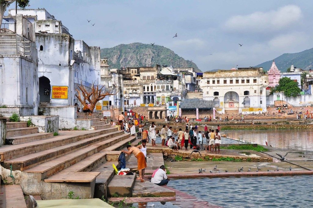 Ghats on Pushkar Lake, the heart of our Pushkar tour packages