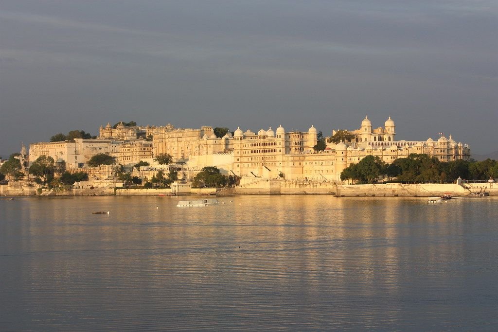 City Palace on Lake Pichola, a highlight of our Udaipur tour packages
